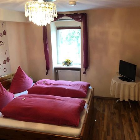 Hotel - Restaurant - Deutsches Haus Neuhutte Eksteriør billede