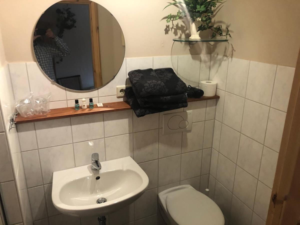 Hotel - Restaurant - Deutsches Haus Neuhutte Eksteriør billede