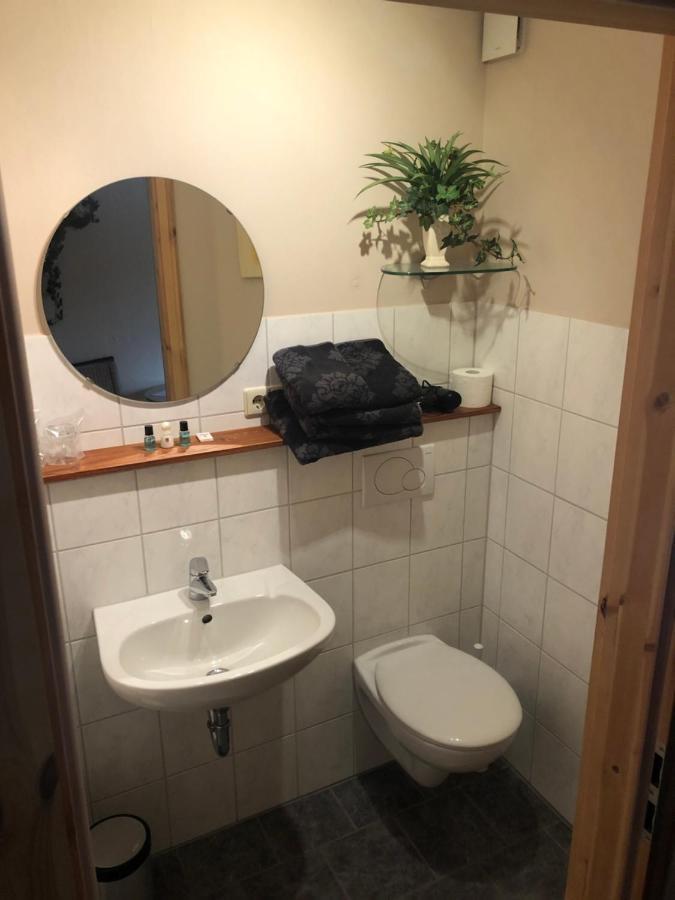 Hotel - Restaurant - Deutsches Haus Neuhutte Eksteriør billede